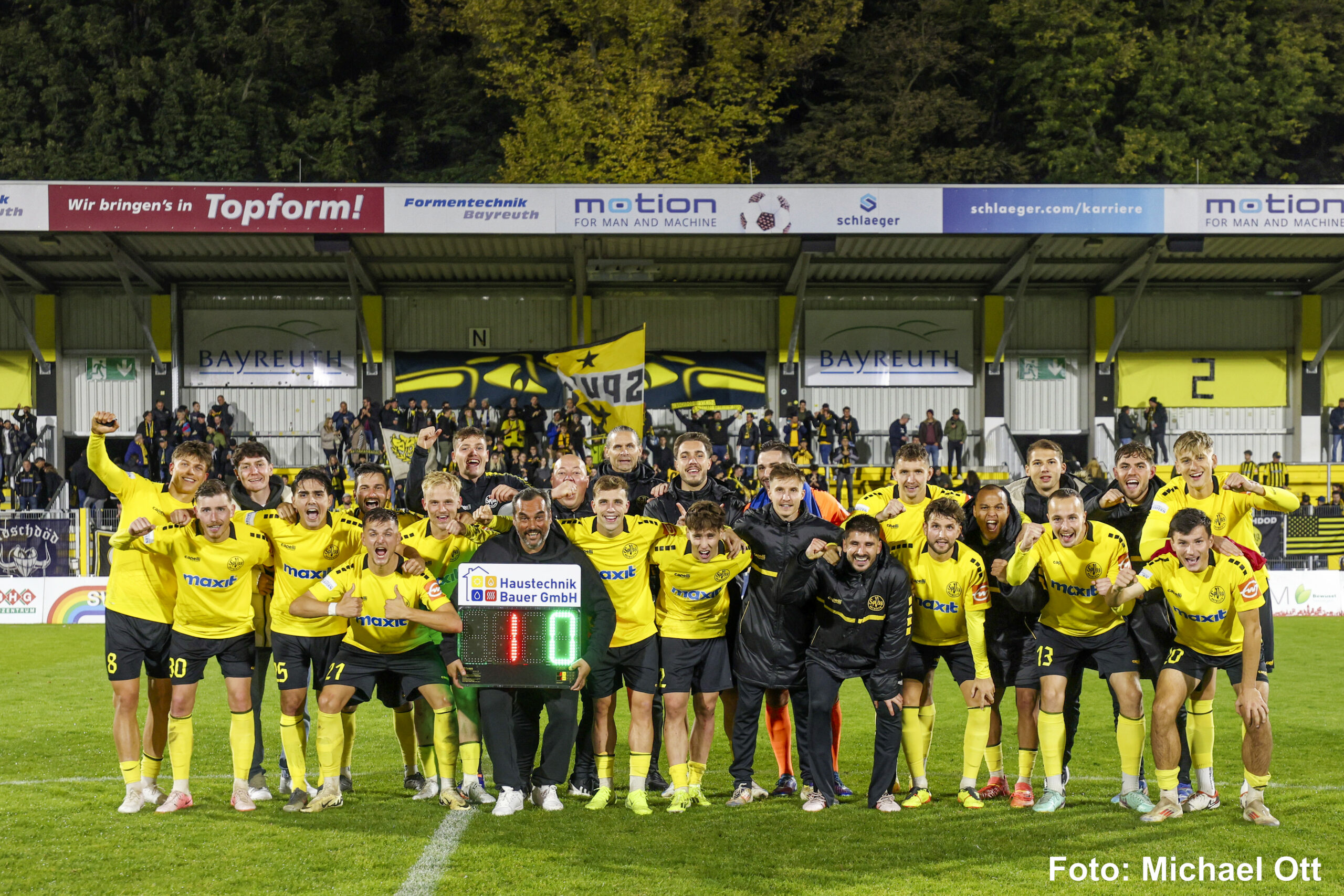 spvgg-bayreuth-burghausen-jubel