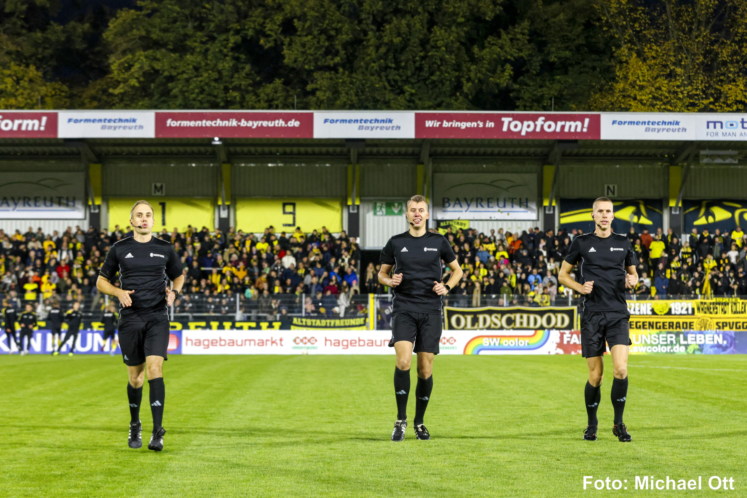 spvgg-bayreuth-schiedsrichtergespann