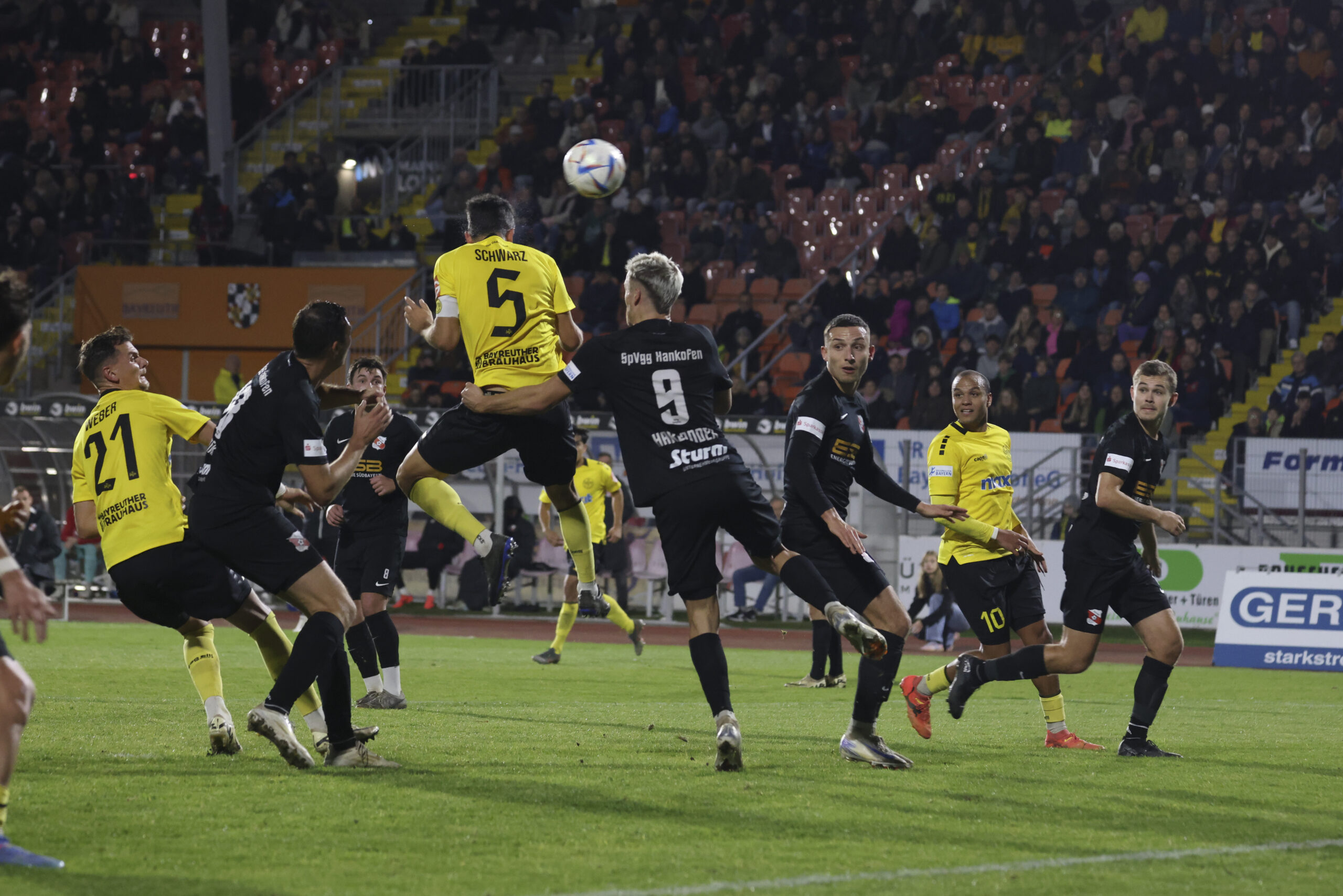 spvgg-bayreuth-tor-durch-schwarz