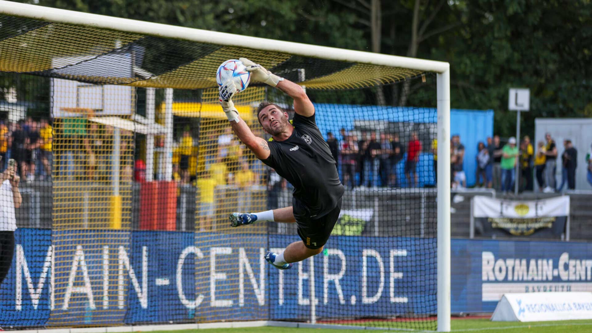 spvgg-bayreuth-aktuelles-profis-interview-zahaczewski-tor