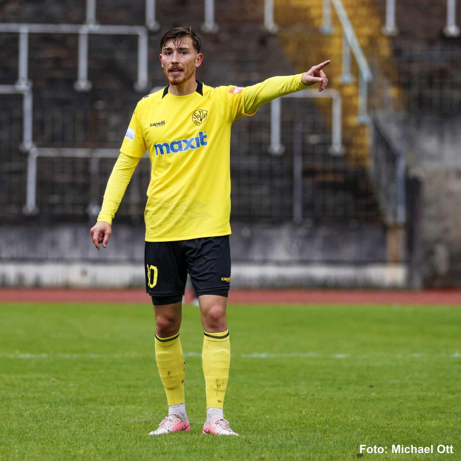 spvgg-bayreuth-aktuelles-profis-spielbericht-bilder-fc-augsburg-18