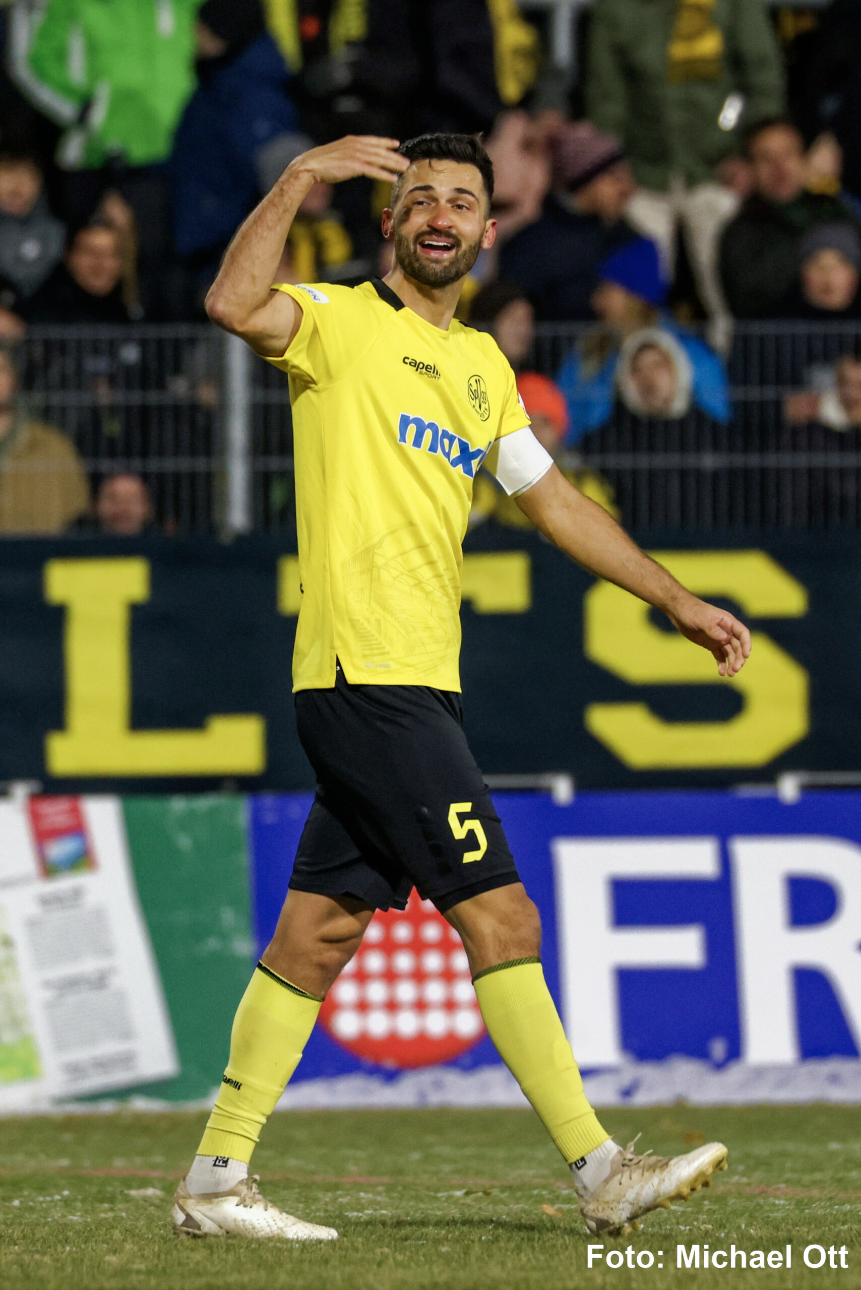 spvgg-bayreuth-bayern-muenchen-ii-schwarz