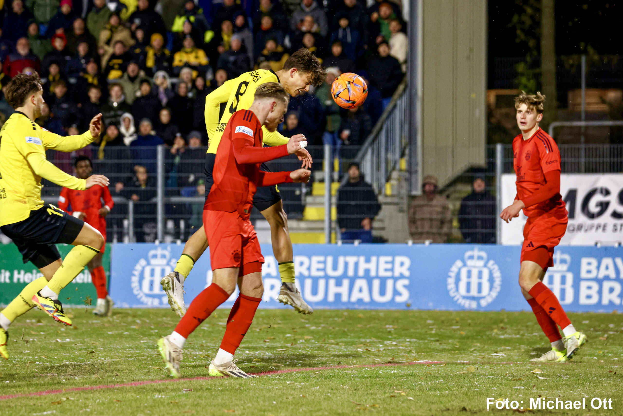 spvgg-bayreuth-bayern-muenchen-ii-kopfballtor-scheder