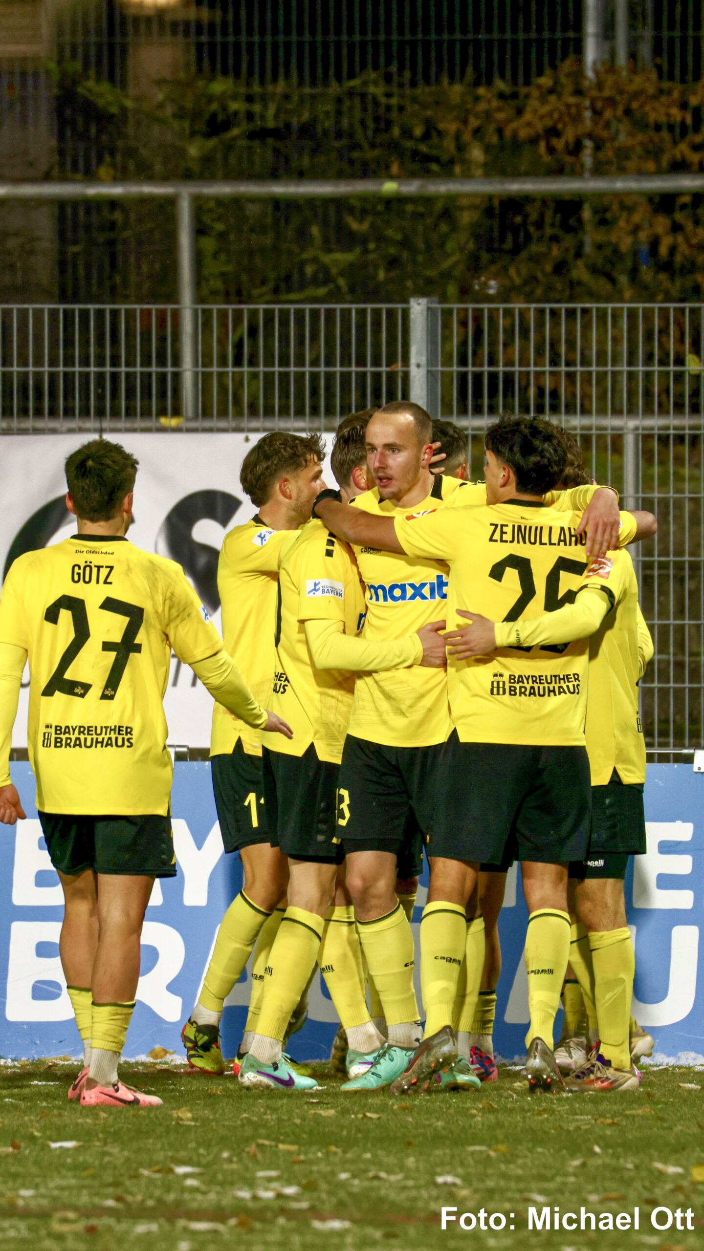 spvgg-bayreuth-bayern-muenchen-ii-jubel2