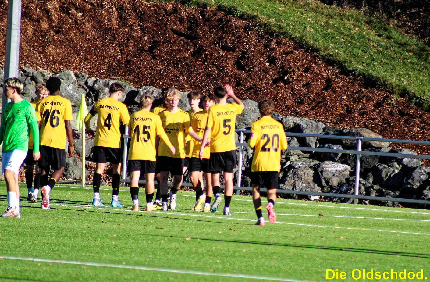 spvgg-bayreuth-u17-torjubel