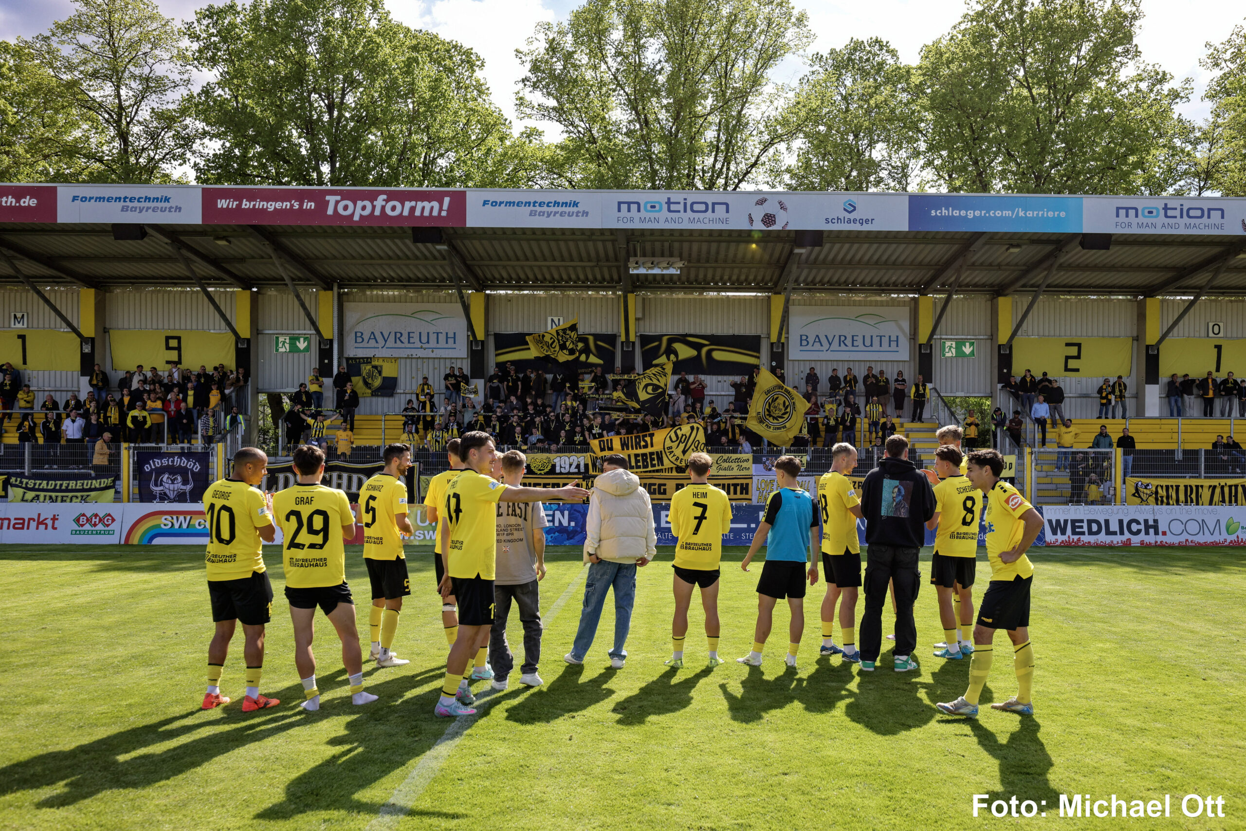 spvgg-bayreuth-aubstadt-jubel1