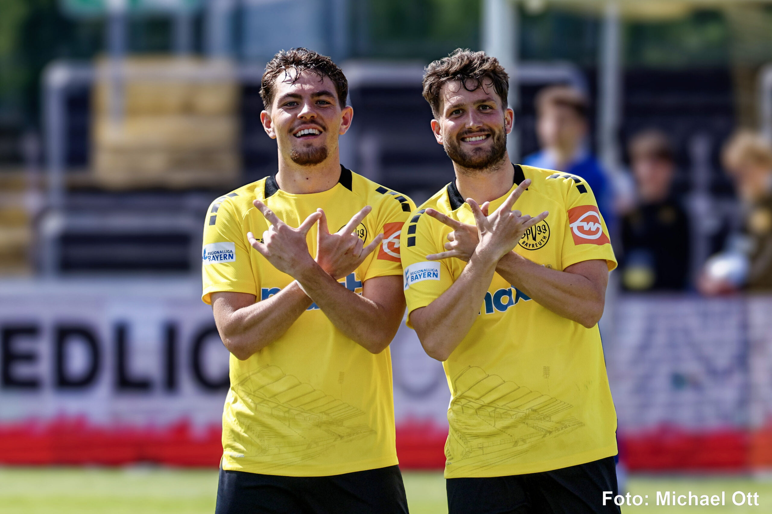 spvgg-bayreuth-aubstadt-torjubel-stefandl-graf
