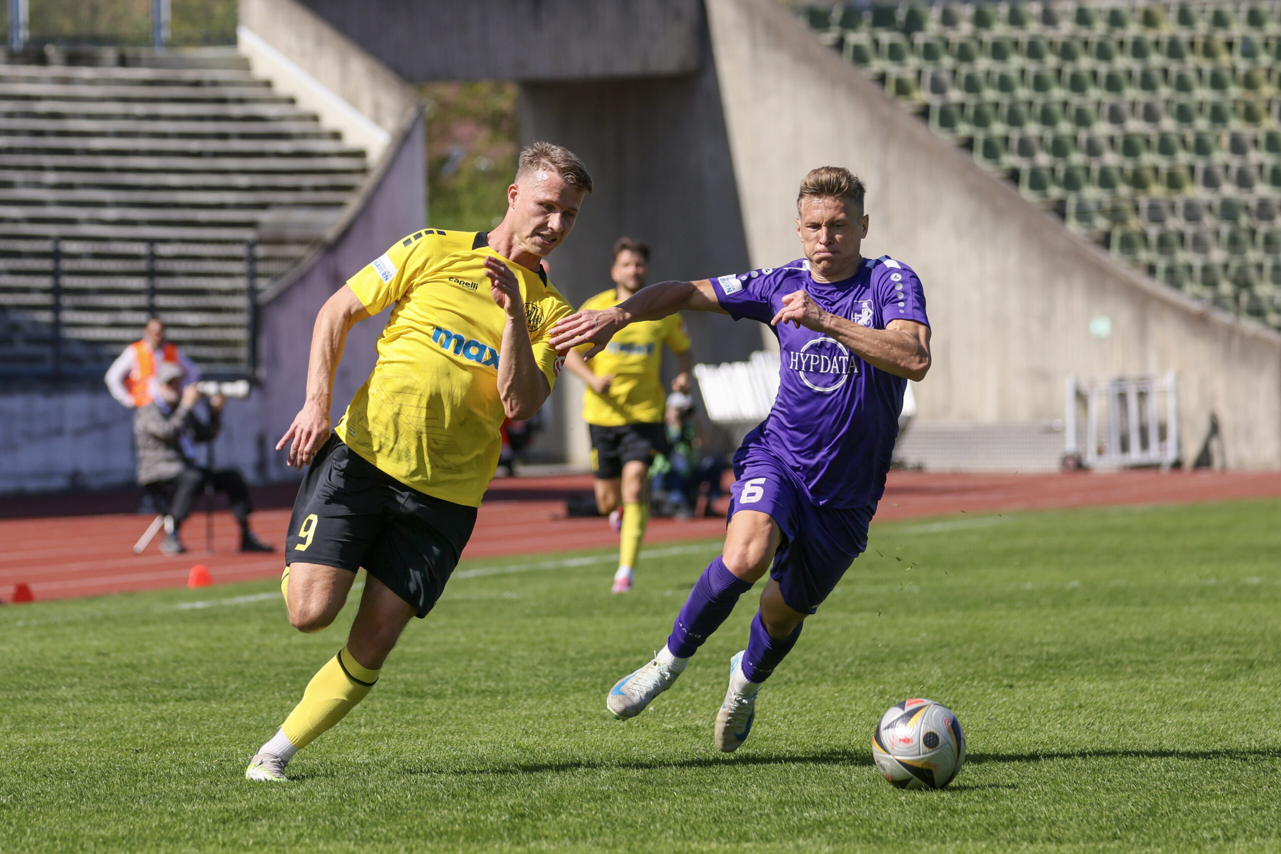 spvgg-bayreuth-schwaben-augsburg-spieltrainer