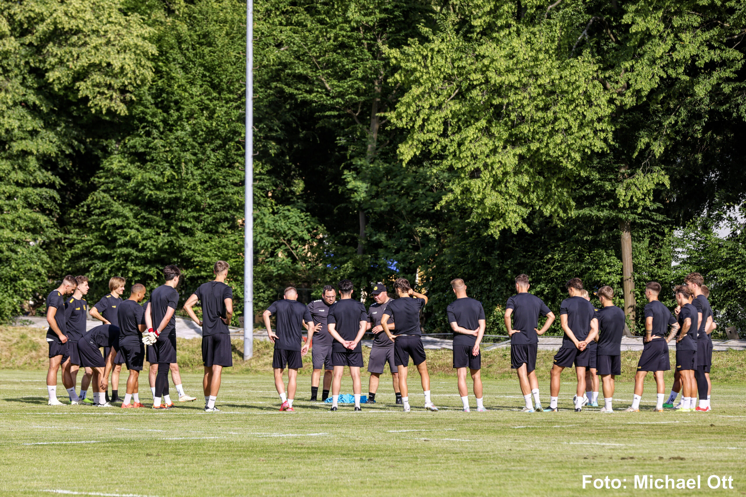 spvgg-bayreuth-1.mannschaft-trainingsstart-25-26