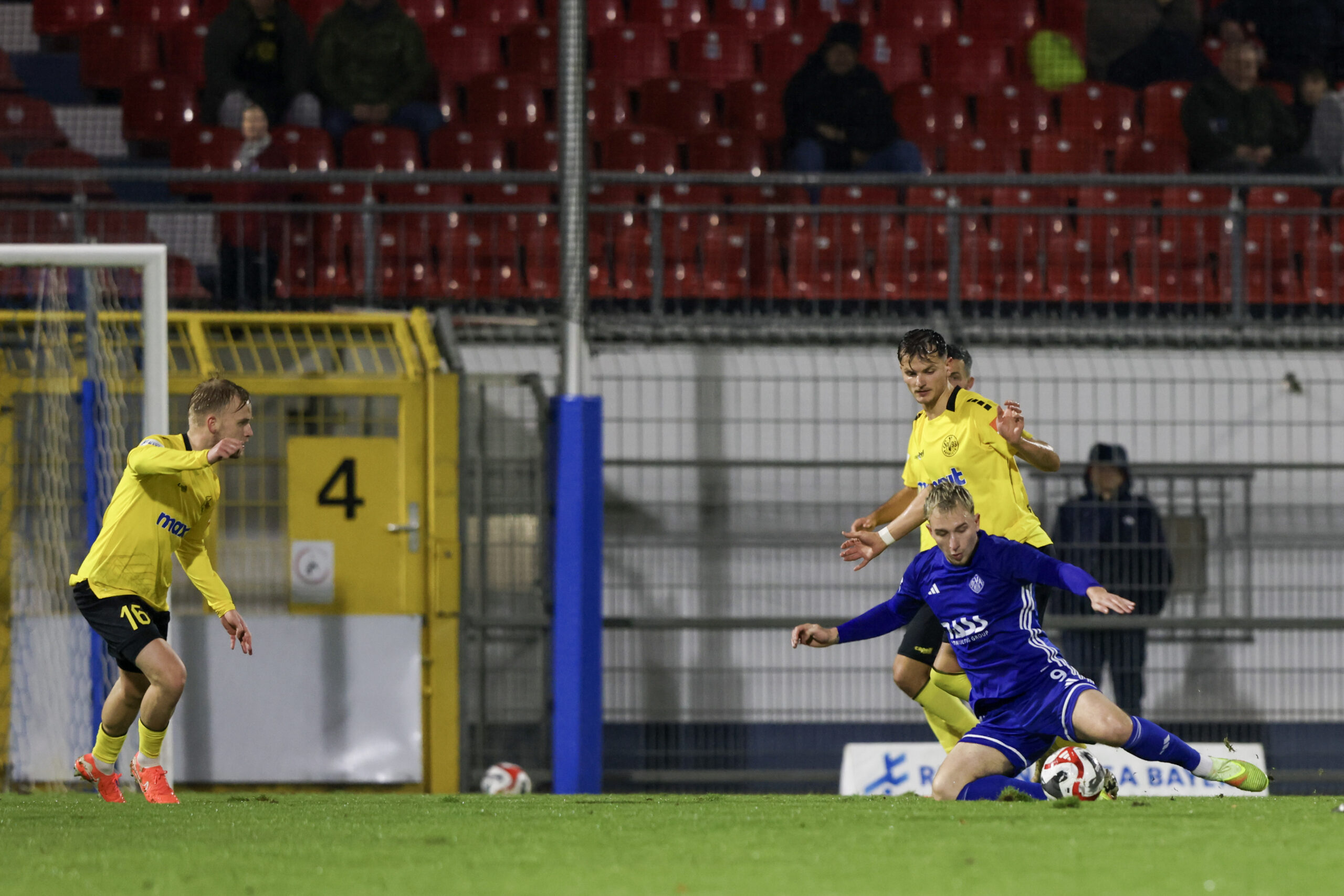 spvgg-bayreuth-aschaffenburg-zietsch-weber
