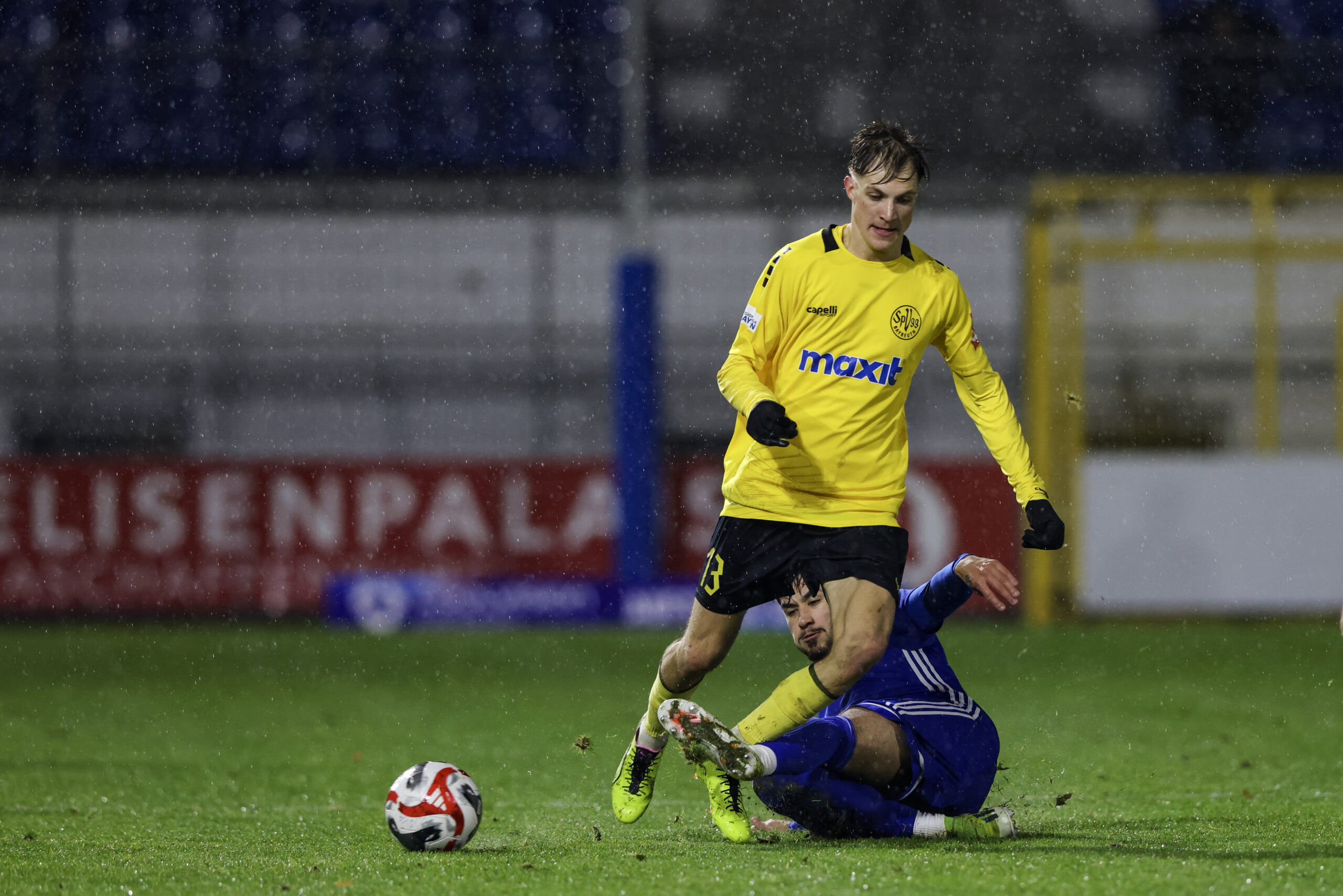 spvgg-bayreuth-aschaffenburg-kraus