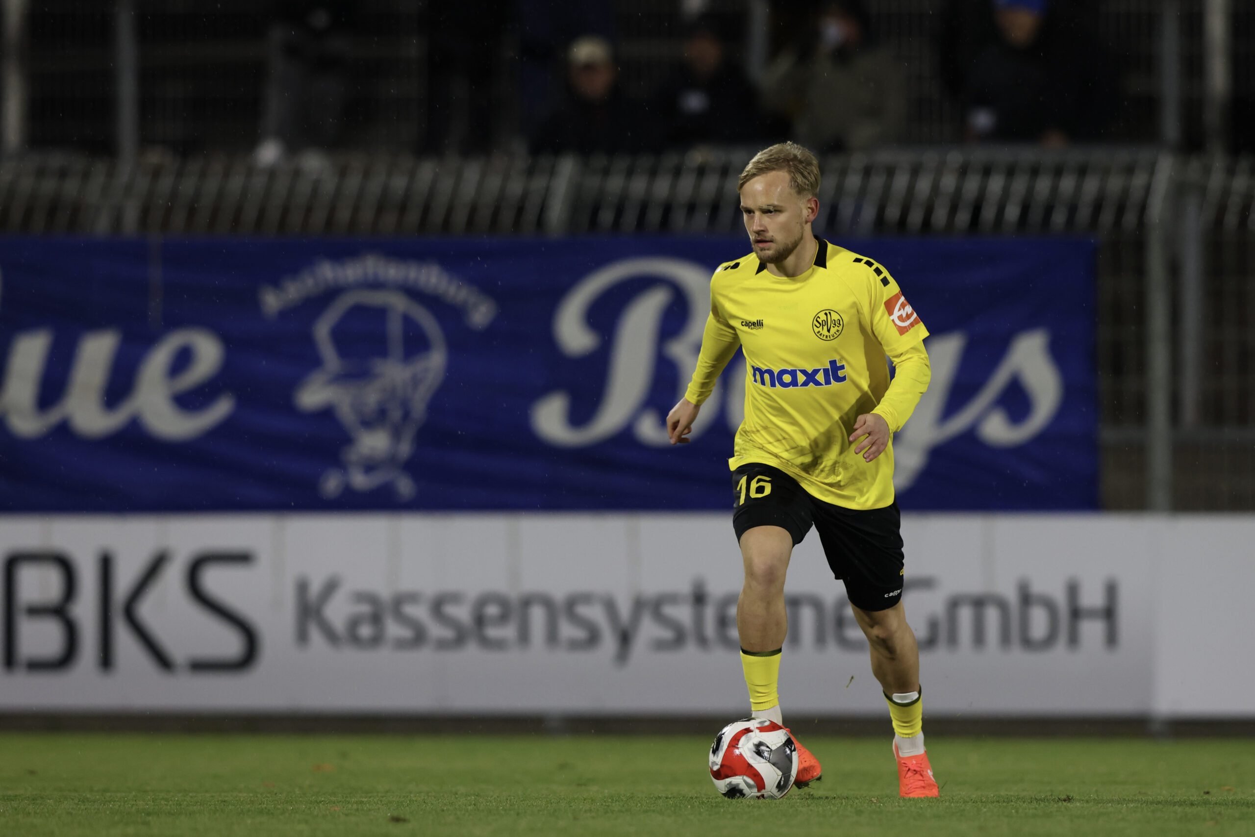 spvgg-bayreuth-aschaffenburg-zietsch