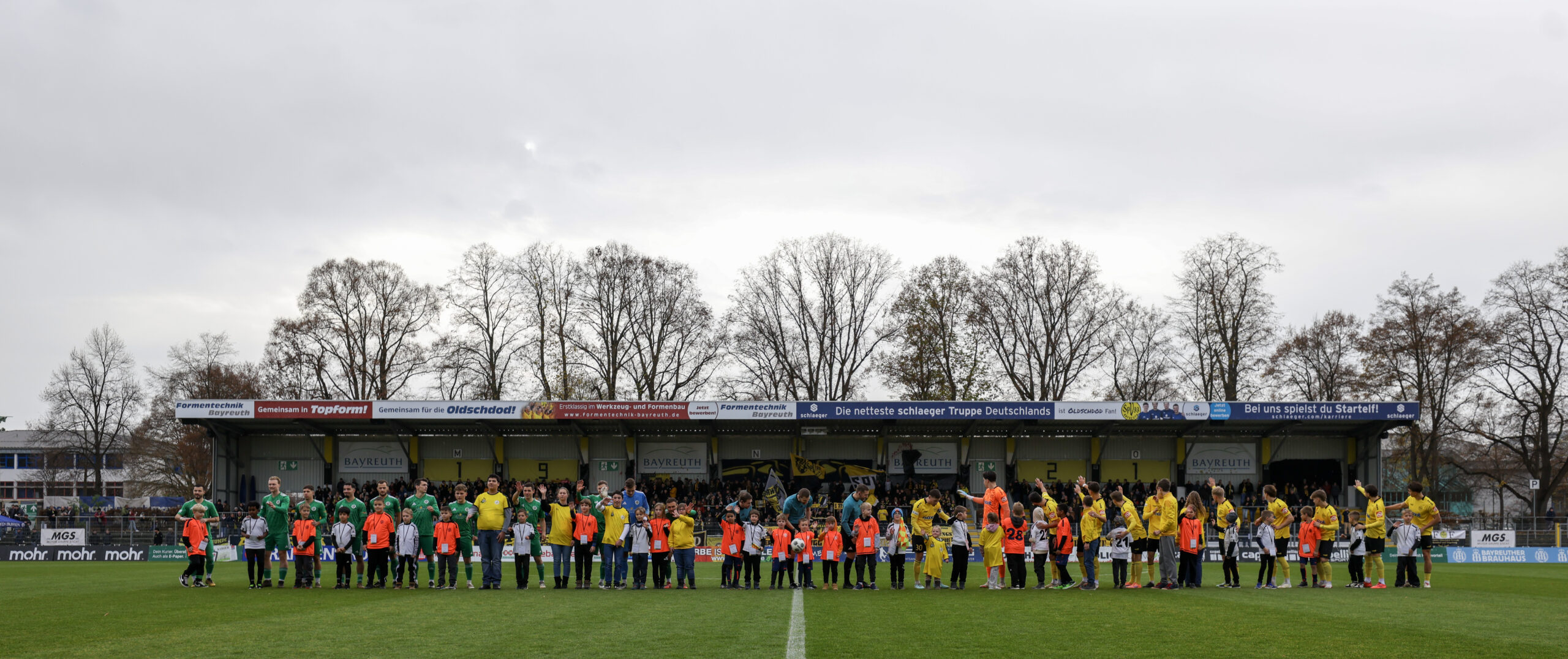 spvgg-bayreuth-ansbach-begruessung