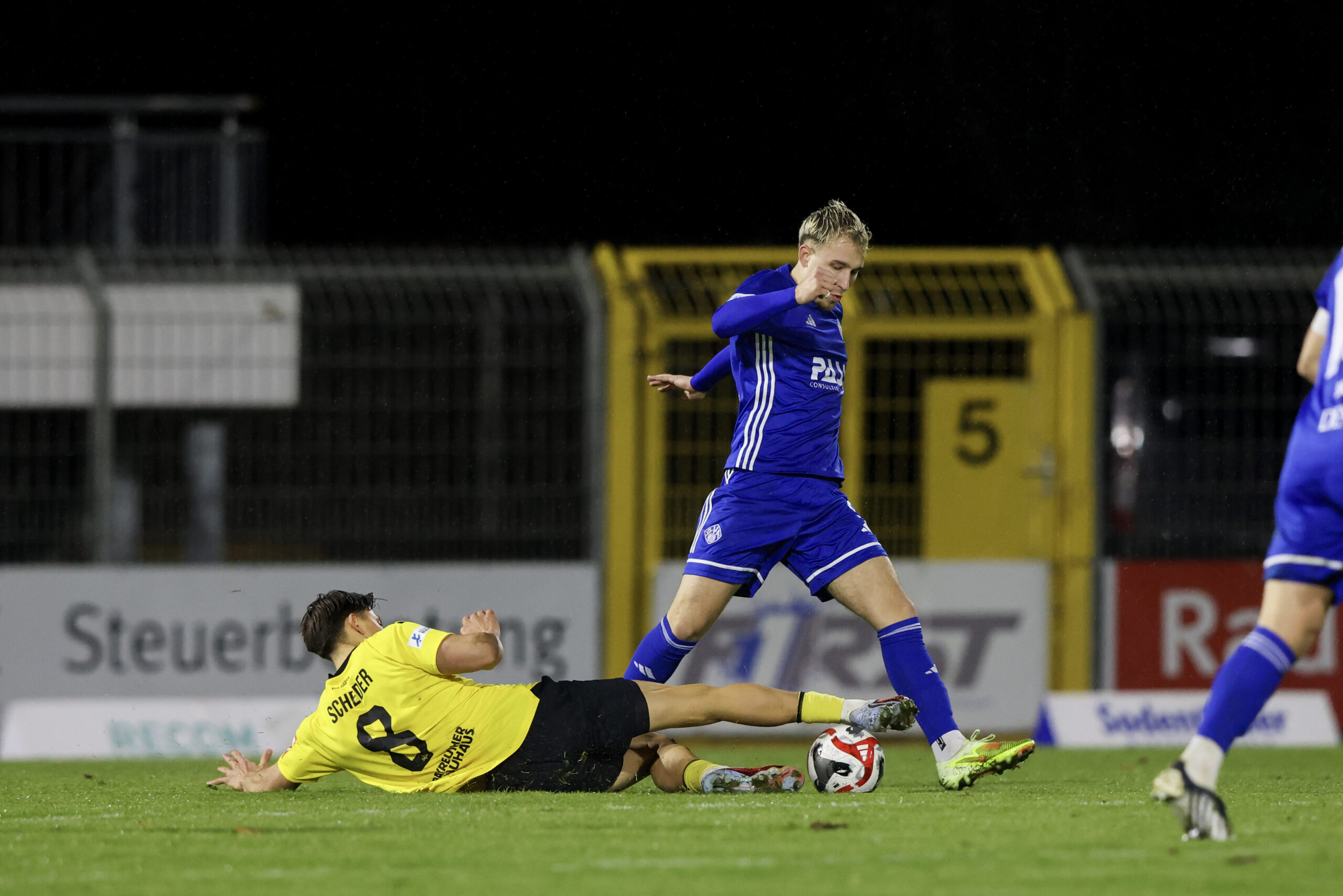 spvgg-bayreuth-aschaffenburg-scheder2
