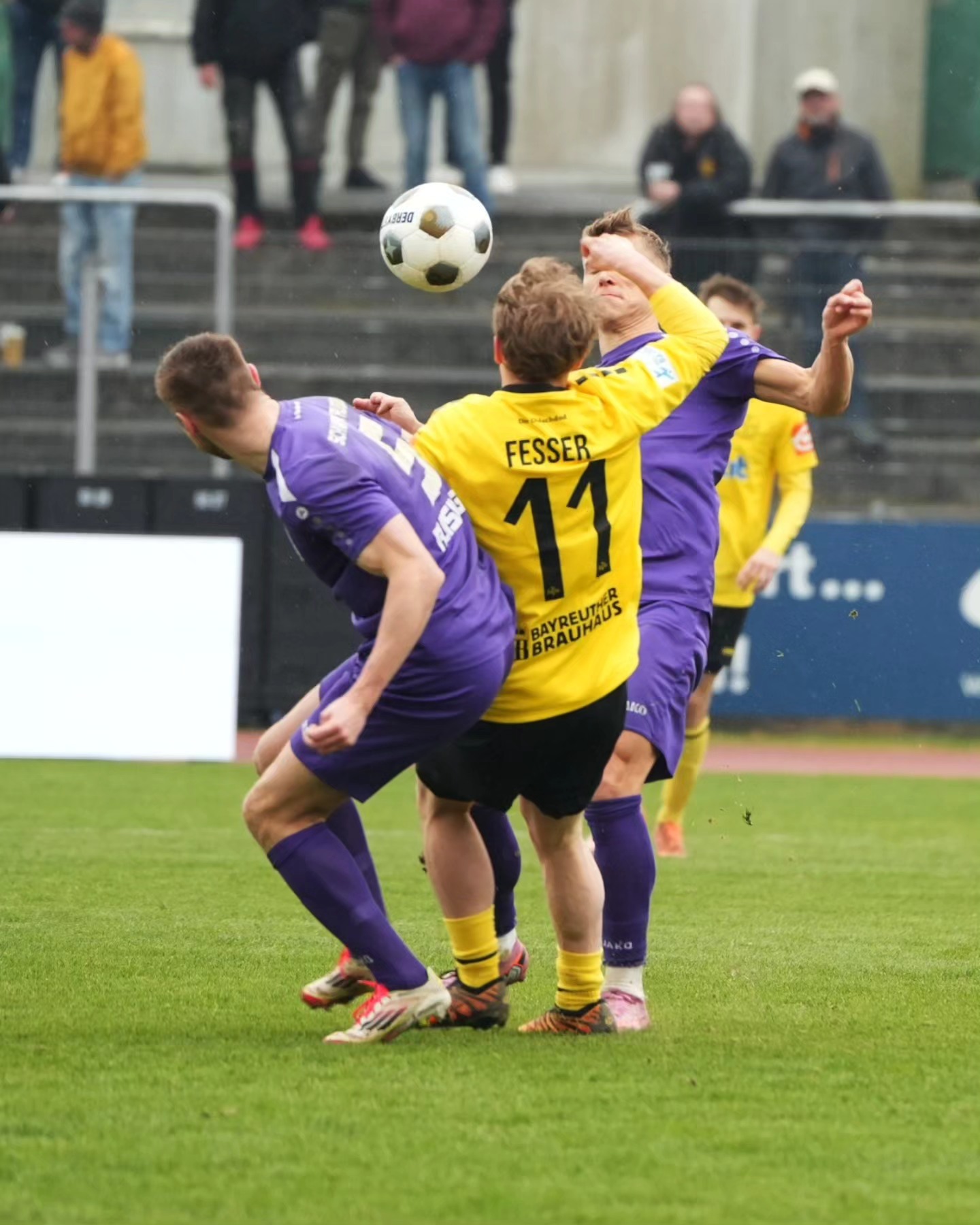 spvgg-bayreuth-schwaben-augsburg-sandwich