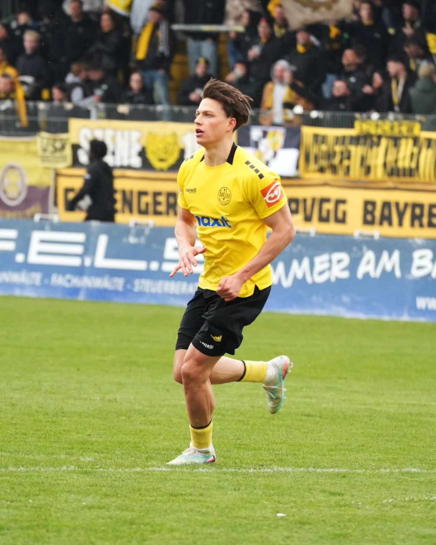 spvgg-bayreuth-schwaben-augsburg-scheder