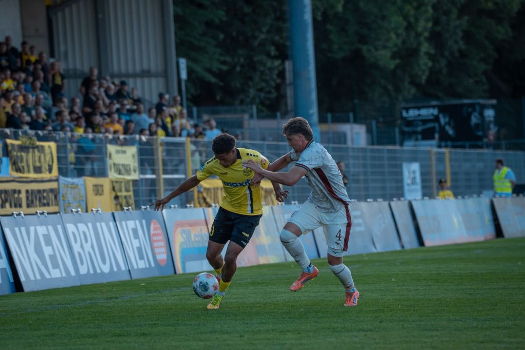 Micah Ham im Zweikampf