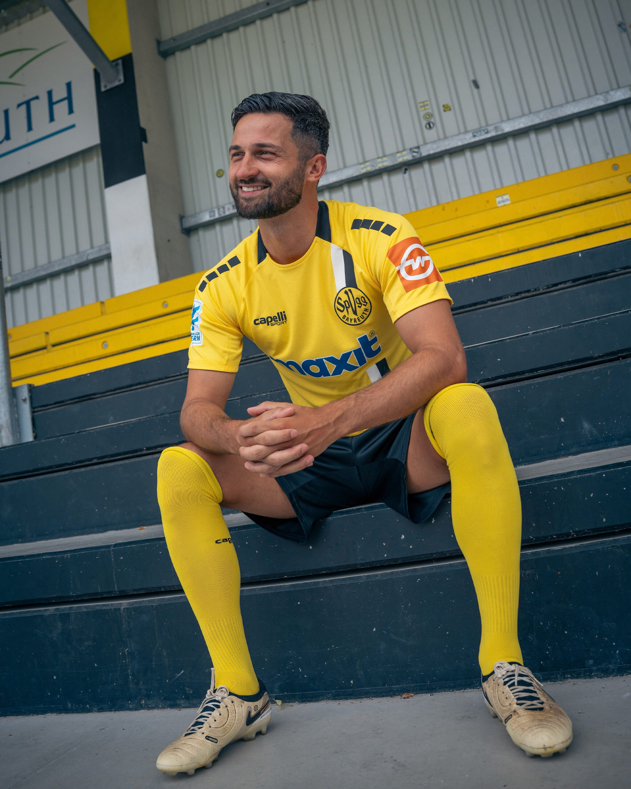spvgg-bayreuth-heimtrikot-2026-27