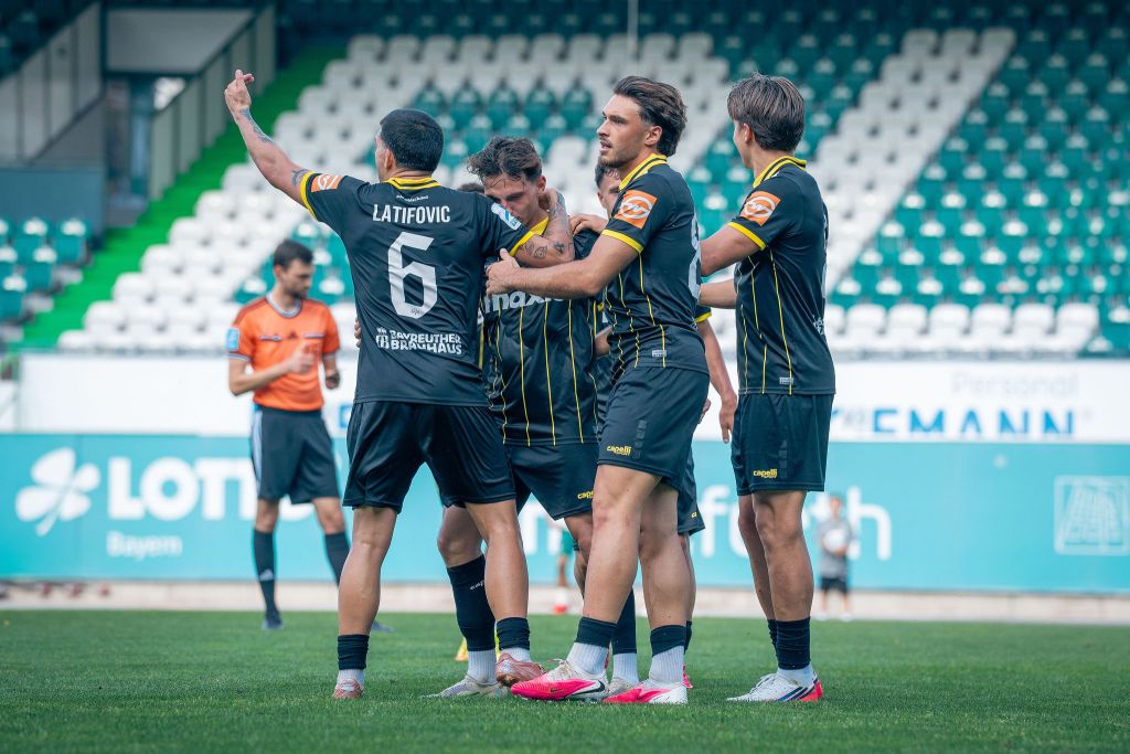 Jubel der Bayreuther Spieler