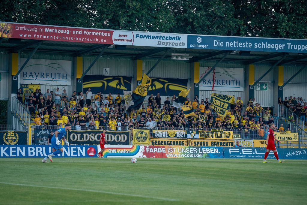 Fans der SpVgg Bayreuth