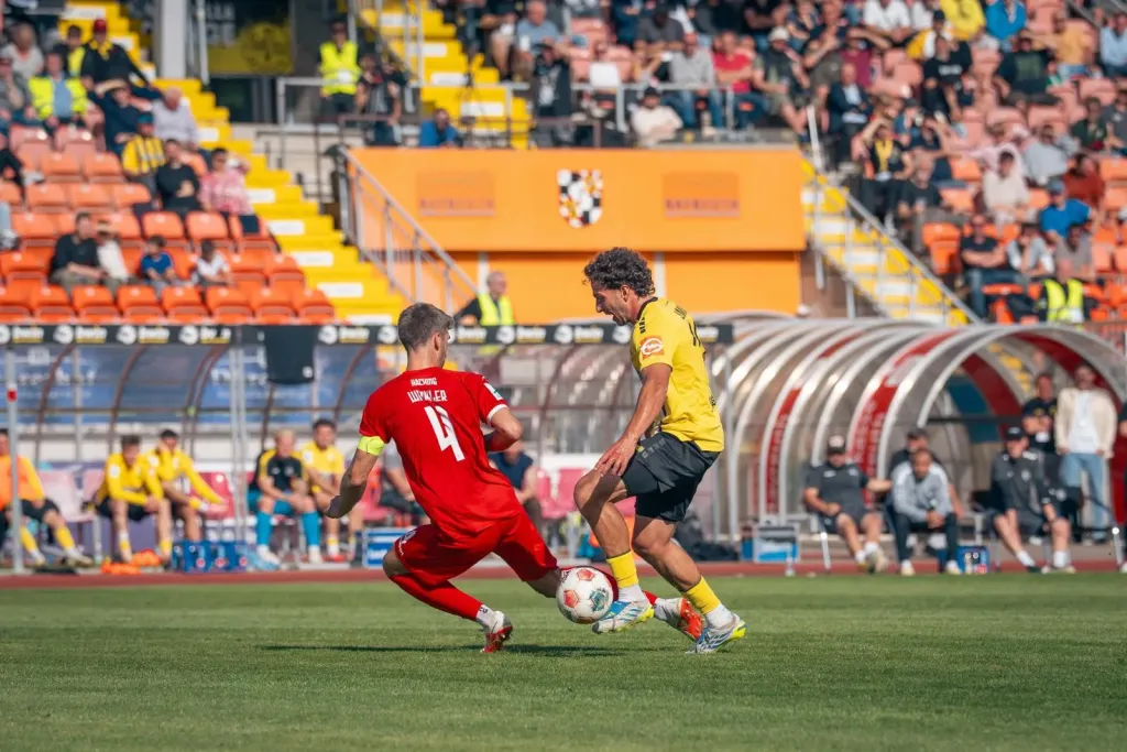 Dominic Schmidt gegen Unterhaching